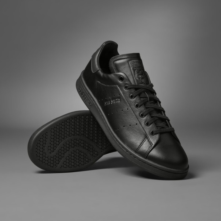 Adidas core black stan smith hotsell